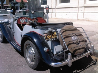 Illustration for article titled 1953 MG TD